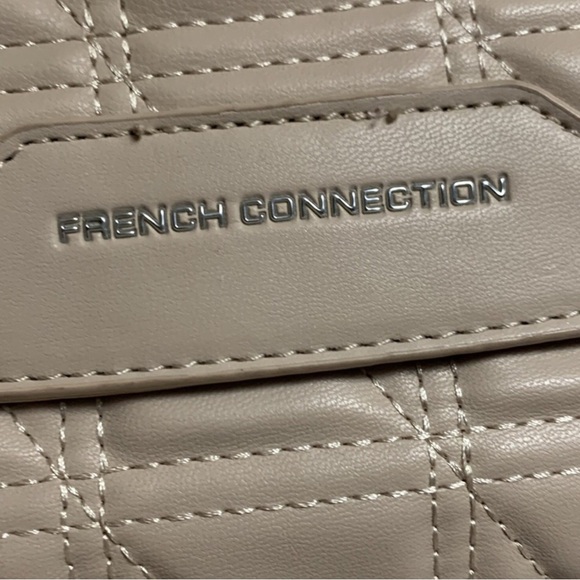 French Connection Quilted Shoulder/crossbody Bag with chain & material strap NWT - Picture 3 of 17